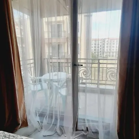 Rose Gardens Apartman